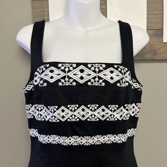 White House Black Market Black Dress Embroidered White Square Neck Strap- Size 6 - Picture 2 of 11